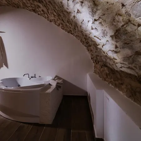 In Palazzo Rinaldi - Private Wellness أوفندولي